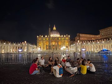 Santi si diventa